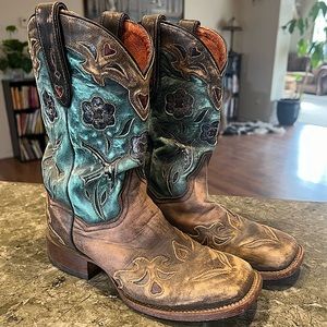 Dan Post 7.5 Swallowtail Square Toe Boot